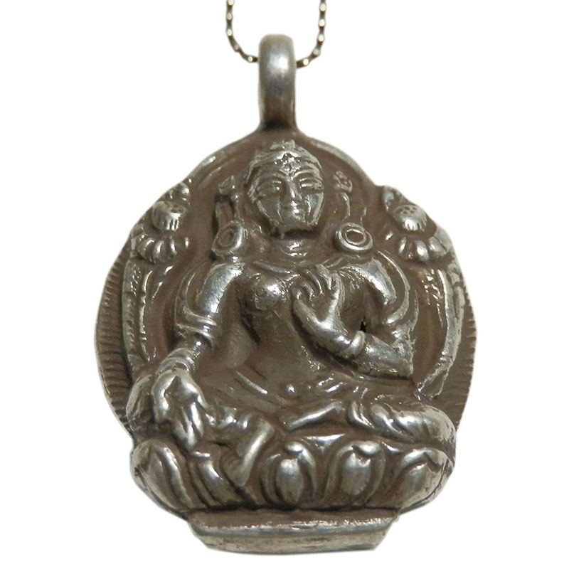 アジアン雑貨 ネパール仏具 シルバーアクセサリー BN-24 ブッタネックレス(グリーンターラー像)