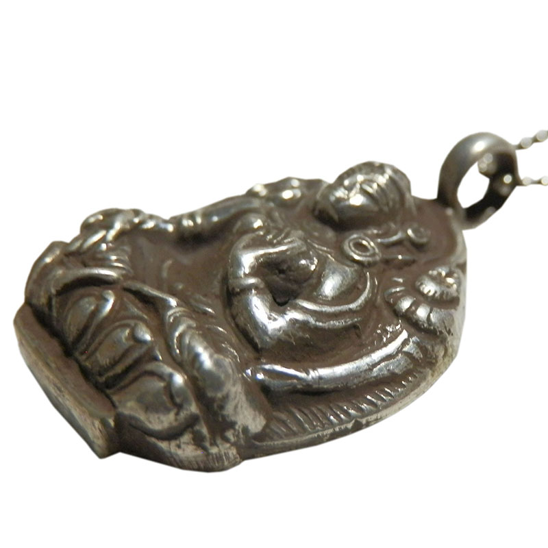 アジアン雑貨 ネパール仏具 シルバーアクセサリー BN-24 ブッタネックレス(グリーンターラー像)
