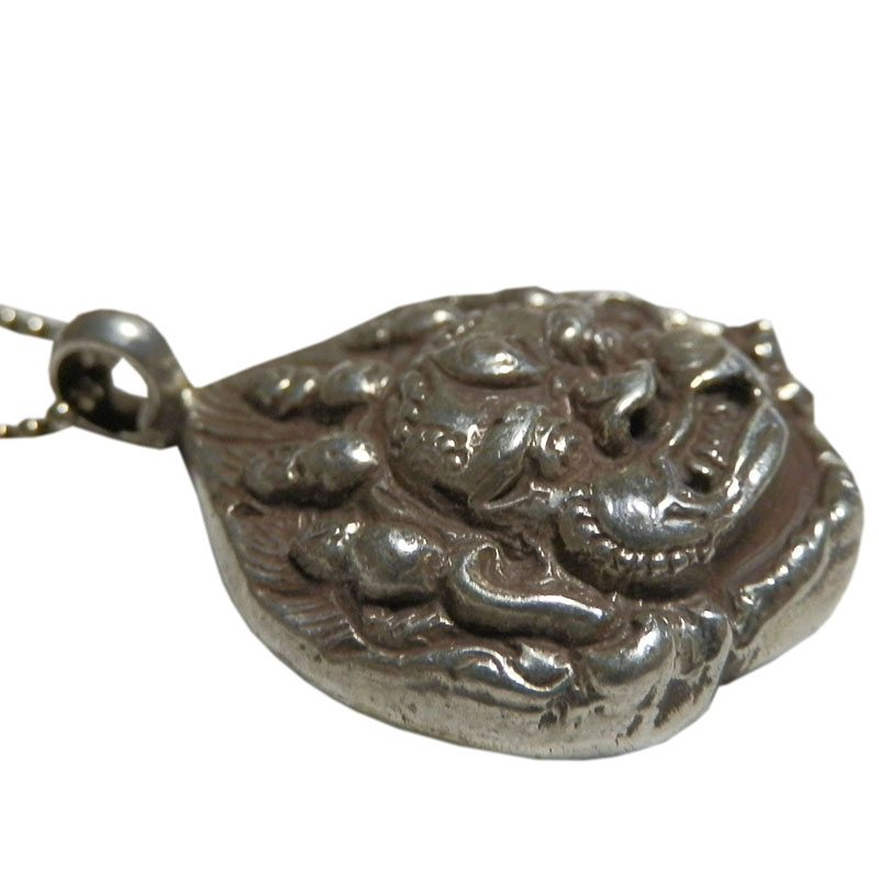 アジアン雑貨 ネパール仏具 シルバーアクセサリー BN-39 ブッタネックレス(マハカーラ)