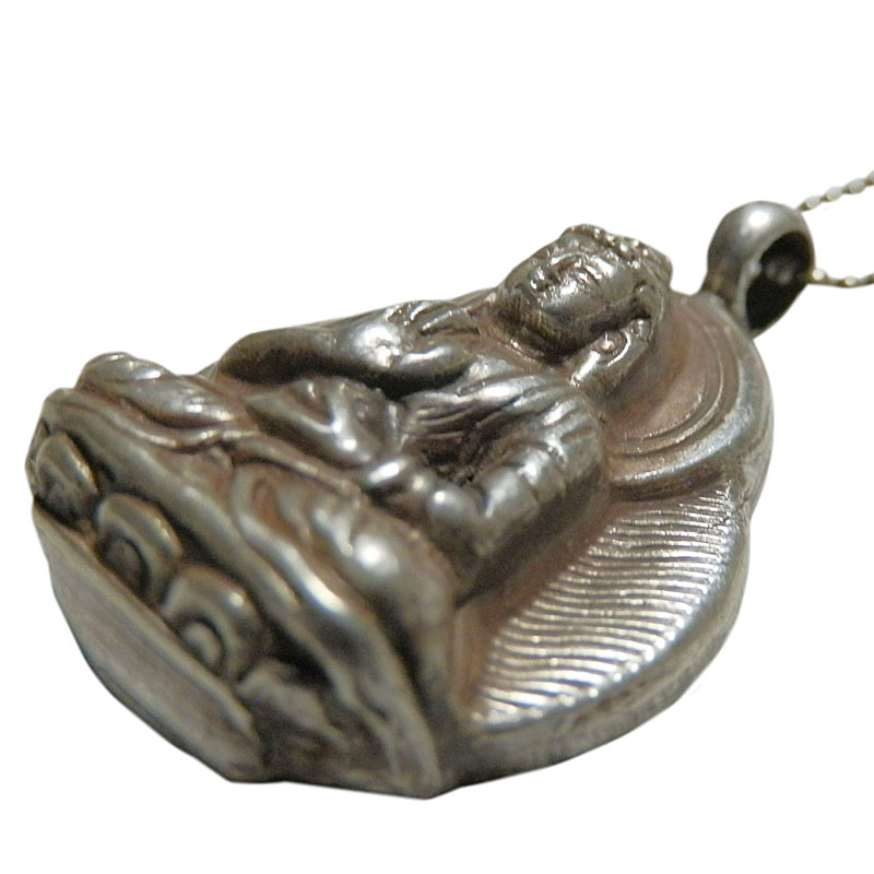 アジアン雑貨 ネパール仏具 シルバーアクセサリー BN-3 ブッタネックレス(不空成就如来)