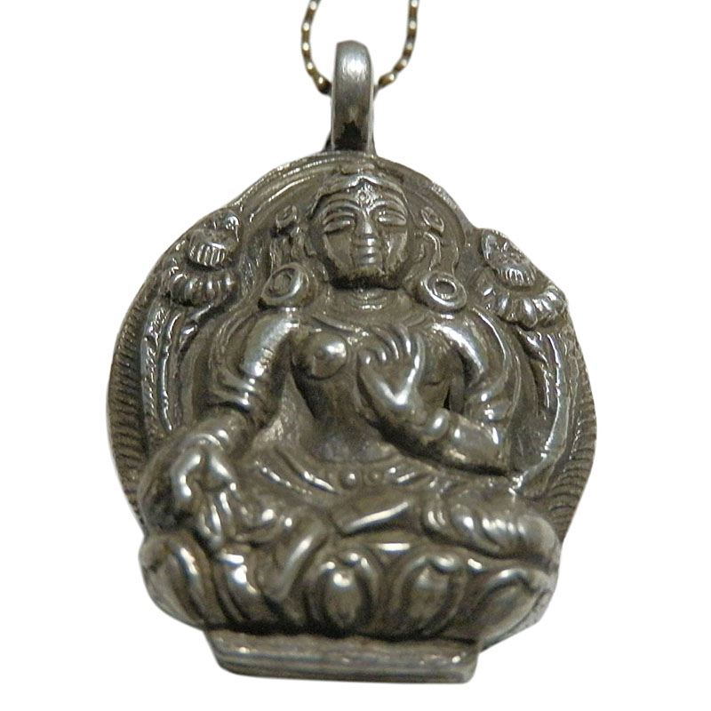 アジアン雑貨 ネパール仏具 シルバーアクセサリー BN-41 ブッタネックレス(グリーンターラー像)