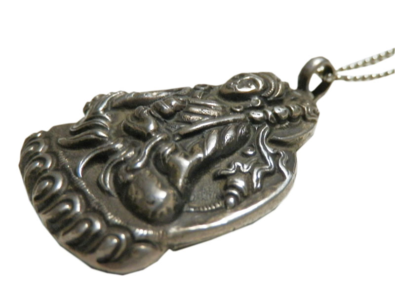 アジアン雑貨 ネパール仏具 シルバーアクセサリー BN-4 ブッタネックレス(パドマサンバ・ブッタ)