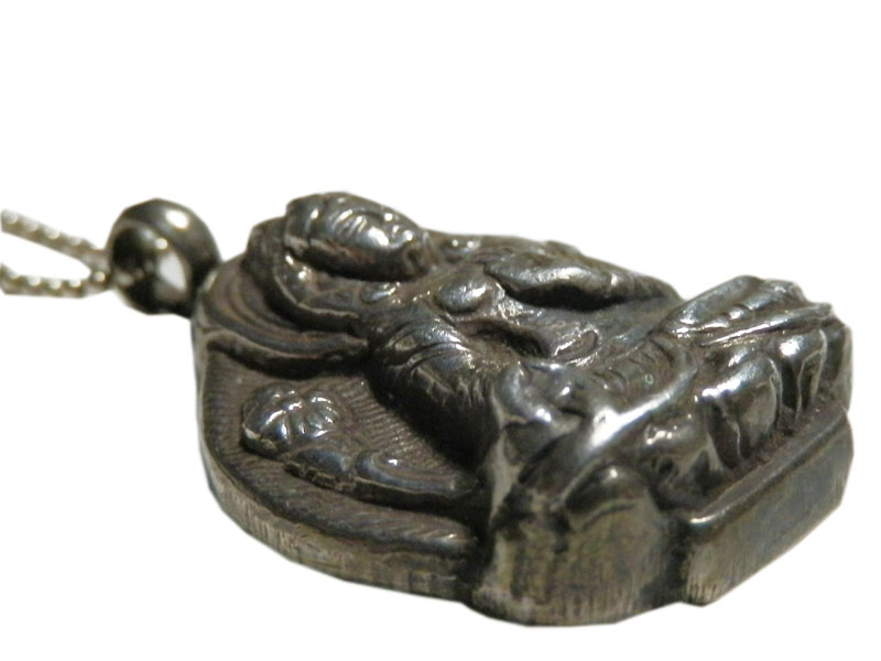 アジアン雑貨 ネパール仏像ネックレス シルバーアクセサリー BN-7 ブッタネックレス(ホワイトターラー)