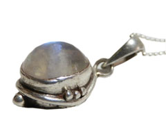 アジアン雑貨 天然石シルバーアクセサリー NS-13 レインボームーンストーンネックレス