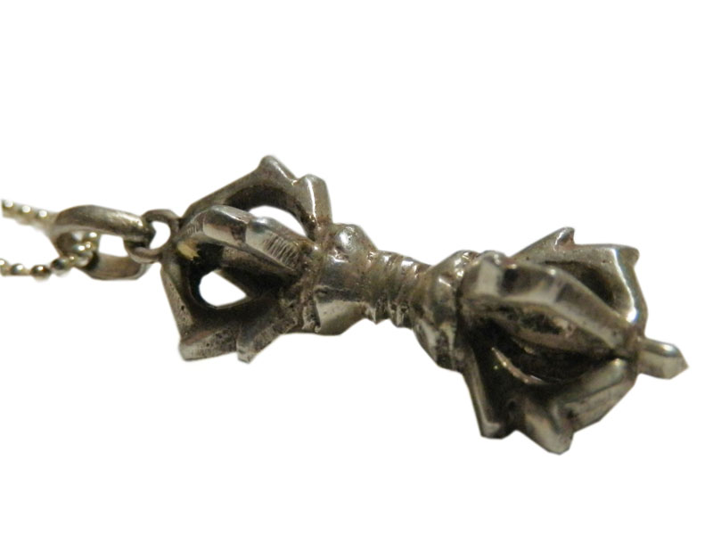 アジアン雑貨 ネパール仏具 シルバーアクセサリー DO-11 お守りネックレス(ドルジェ)