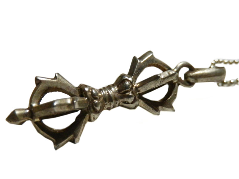 アジアン雑貨 ネパール仏具 シルバーアクセサリー DO-4 お守りネックレス(ドルジェ)