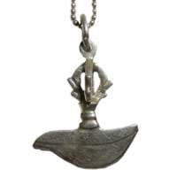 アジアン雑貨 ネパール仏具 シルバーアクセサリー KAR-1 お守りネックレス(カルカリ)