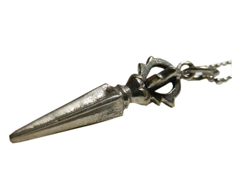 アジアン雑貨 ネパール仏具 シルバーアクセサリー PURU-2 お守りネックレス(プルパ)