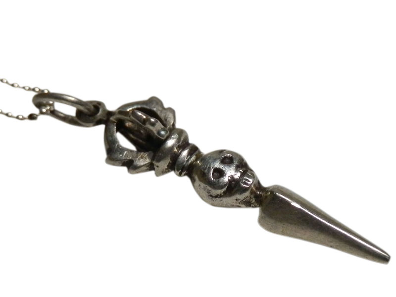 アジアン雑貨 ネパール仏具 シルバーアクセサリー PURU-3 お守りネックレス(プルパ)