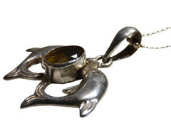 アジアン雑貨 天然石シルバーアクセサリー IR-1 イルカネックレス(レモンイエロー)