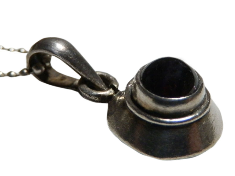 アジアン雑貨 天然石シルバーアクセサリー PUG-7 ガーネット・プチネックレス