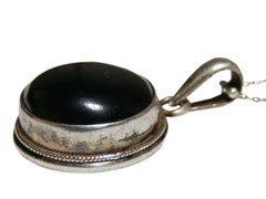 アジアン雑貨 天然石シルバーアクセサリー PUO-10 オニキス・プチネックレス