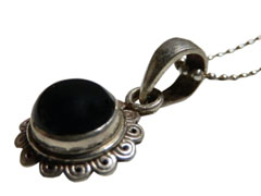 アジアン雑貨 天然石シルバーアクセサリー PUO-3 オニキス・プチネックレス
